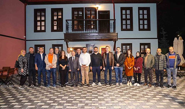 Turizm rehberlerinden Sırçalı Hotel'e tam not