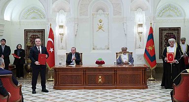 Türkiye ve Umman arasında 16 belge imzalandı
