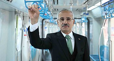 Ulaştırma ve Altyapı Bakanı Uraloğlu: "Marmaray, 12 yılda 1 milyar 430 milyon yolcuya hizmet verdi"