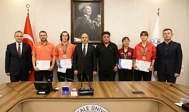 Üniversiteli gençler 2025 EUSA Avrupa Oyunlarından 3 madalyayla döndü