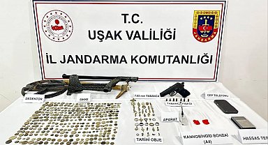 Uşak'ta jandarma ekipleri tarihi eser kaçakçılarına göz açtırmadı