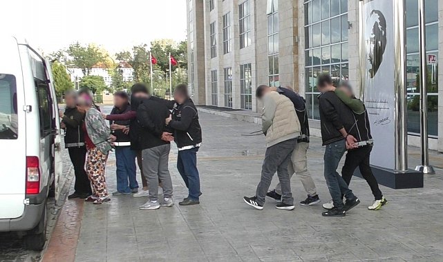 Uşak'ta uyuşturucu operasyonunda 7 kişi tutuklandı