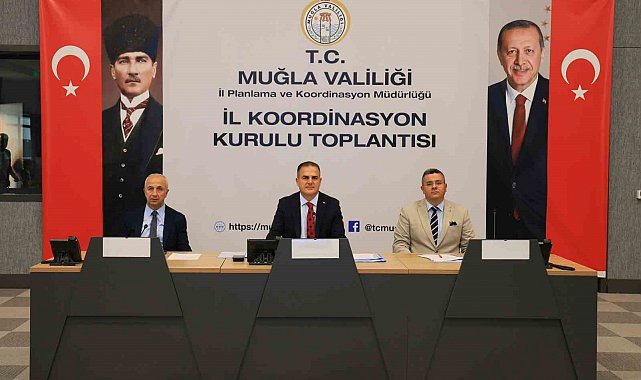 Vali Akbıyık'tan eski tip sürücü belgesi uyarısı