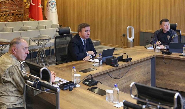 Vali Aydoğdu, İçişleri Bakanı Yerlikaya'nın başkanlığındaki VKS toplantısına katıldı