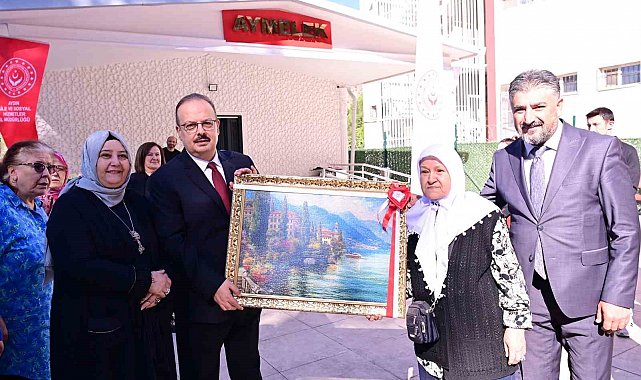 Vali Canbolat, yaşlı çınarlarla kahvaltıda buluştu