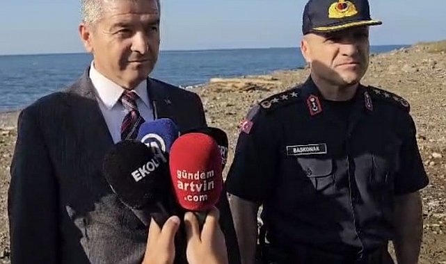Vali Ergün: "Büyük ihtimal Rusya-Ukrayna Savaşı'ndan buraya gelen bir insansız deniz aracı; Ters dönmüş vaziyette olduğunu tahmin ediyoruz"