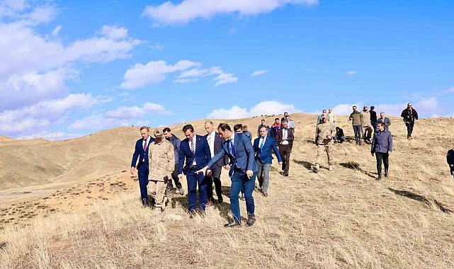 Vali Karakaya, 387 askerin şehit düştüğü bölgede