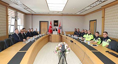 Vali Tavlı: "Yollardaki işaretlemeler standartlara uygun hale getirilecek"
