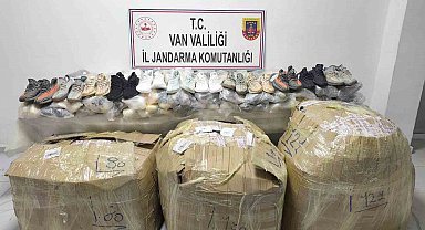 Van'da 2.4 milyon TL değerinde gümrük kaçağı malzeme ele geçirildi