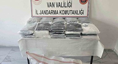 Van'da 3 milyon TL değerinde kaçak malzeme ele geçirildi