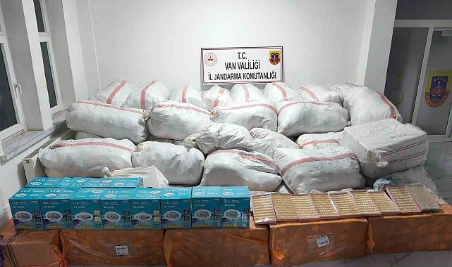 Van'da 4 buçuk milyon TL değerinde kaçak eşya ve malzeme ele geçirildi