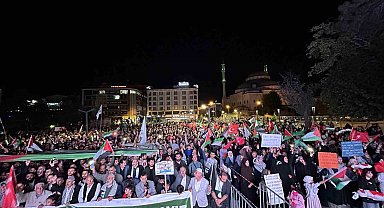Van'da binlerce kişi Gazze için yürüdü