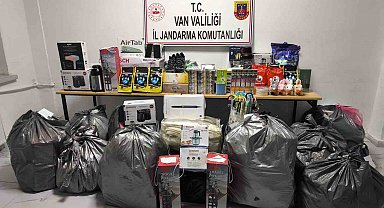 Van'da gümrük kaçağı malzeme ele geçirildi