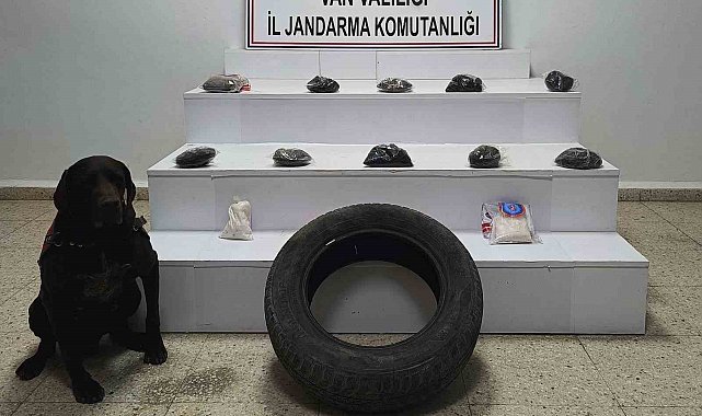 Van'da otomobil lastiğinde 6 kilo uyuşturucu ele geçirildi