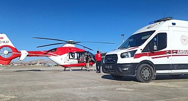 Van'daki kalp hastası bebek ambulans uçakla İstanbul'a sevk edildi