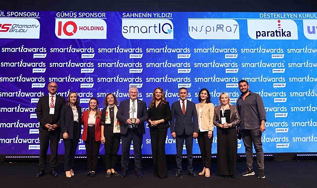 Yılın ekibine Smart-i Awards 2025'te altın ödül