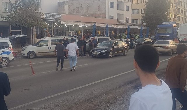 Yolun karşısına geçmeye çalışan yaşlı kadına tanker çarptı