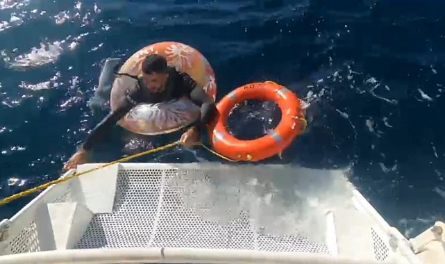 Yüzerek Yunanistan'a geçmeye çalışan düzensiz göçmen yakalandı