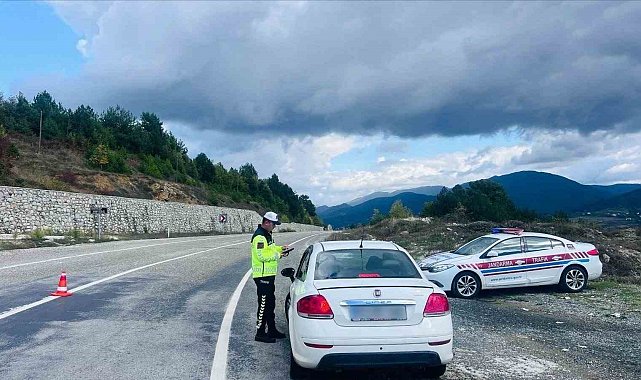 Zonguldak'ta emniyet ve jandarma ekiplerinden kapsamlı denetim
