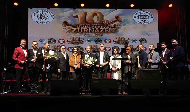 Zurnazen festivalinde Cumhuriyet coşkusu