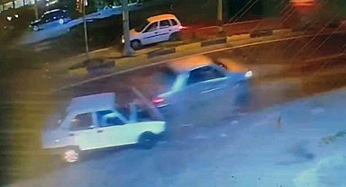 2 kişinin yaralandığı kazanın güvenlik kamera kaydı ortaya çıktı