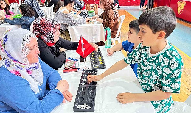 'Ailemle Oyun Oynuyorum Etkinliği'ne büyük ilgi