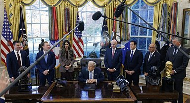 ABD Başkanı Trump'tan Venezuela'ya kara harekatı yorumu: "Bu ihtimali göz ardı etmiyorum"
