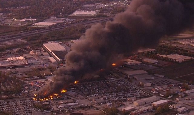 ABD'deki kargo uçağı kazasının bilançosu netleşmeye başladı: En az 3 ölü, 11 yaralı