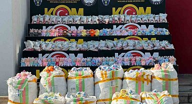 Adana'da 2 bin 605 gümrük kaçağı "Labubu" oyuncak ele geçirildi