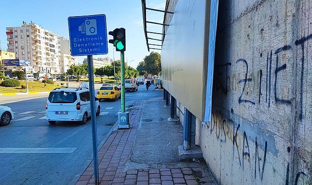 Adana'da engelli rampasına engel