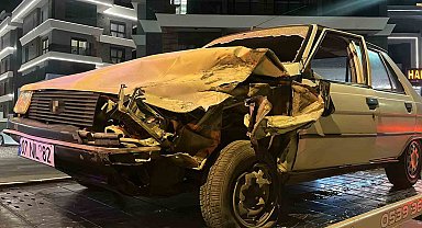 Alanya'da iki aracın çarpıştığı kazada 2 kişi yaralandı
