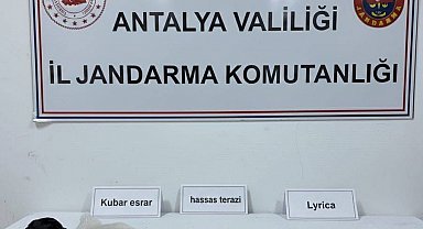 Alanya'da yarım kilo kubar esrar ele geçirildi