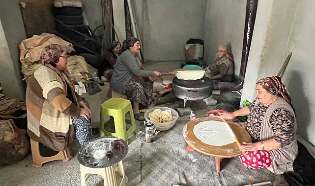 Alaplı'da 500 yıllık yufka ekmek geleneği sürdürülüyor