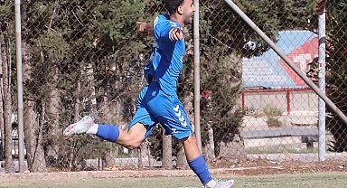 Aliağa Helvacı Spor'un genç yıldızı Eray 3. Lig'e transfer oldu
