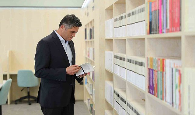Aliağa Kent Kitaplığı yeni eserlerle büyümeye devam ediyor