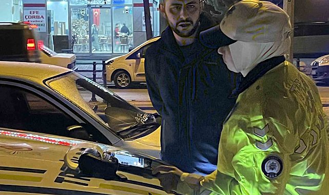 Alkolden ehliyetini kaptıran sürücü, yolu 15 kilometre uzatsa da kurtulamadı