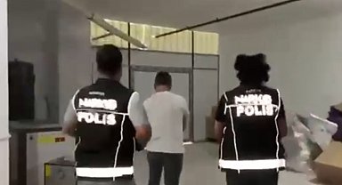 Antalya'da uyuşturucu imalathanesine operasyon: 1,8 milyon sentetik ecza hap ele geçirildi