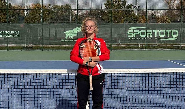 Antalyalı 16 yaşındaki tenisçi Zeynepsu, Tokyo Olimpiyatları için milli formayı giydi