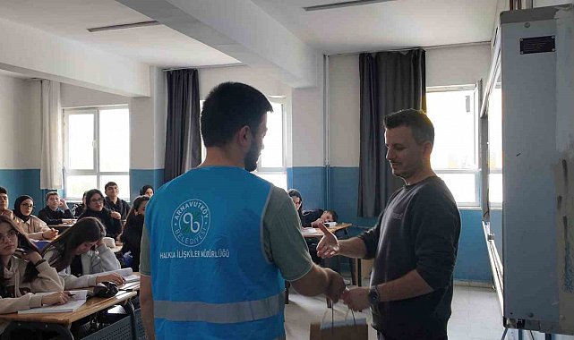 Arnavutköy Belediyesi'nden öğretmenlere 24 Kasım sürprizi