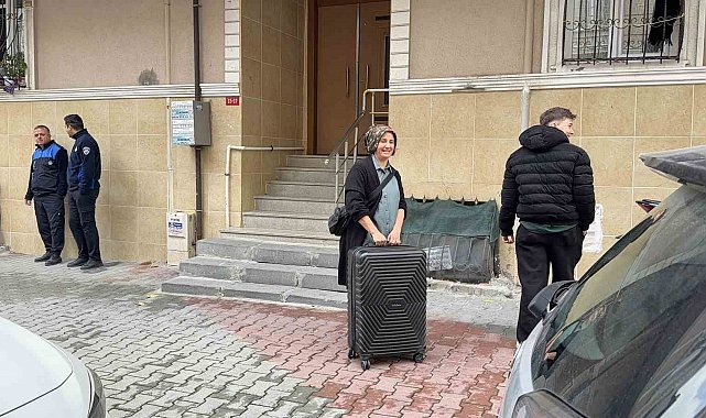 Arnavutköy'de istinat duvarı çöken binalarda tahliye işlemi başladı