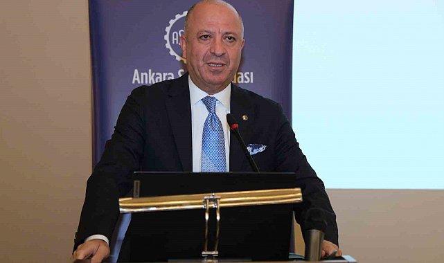 ASO Başkanı Ardıç: "Bugün dünyada fark oluşturan her başarı hikayesinin arkasında mutlaka idealist bir öğretmenin dokunuşu vardır"