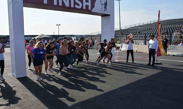 Ata'ya Saygı Yol Koşusu rekor katılımla gerçekleştirildi