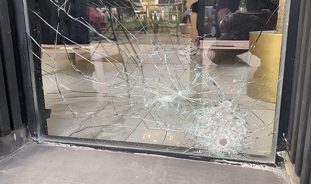 Ataşehir'de güzellik merkezine motosikletli silahlı saldırı