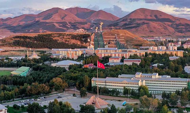 Atatürk Üniversitesi, disiplinlerarası bilim sıralaması dünya 159'uncusu oldu