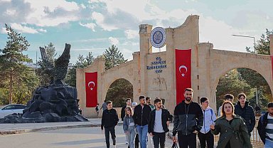 Atatürk Üniversitesi Kalkındırma Vakfı, 2025-2026 eğitim-öğretim yılı burs başvurularını açtı