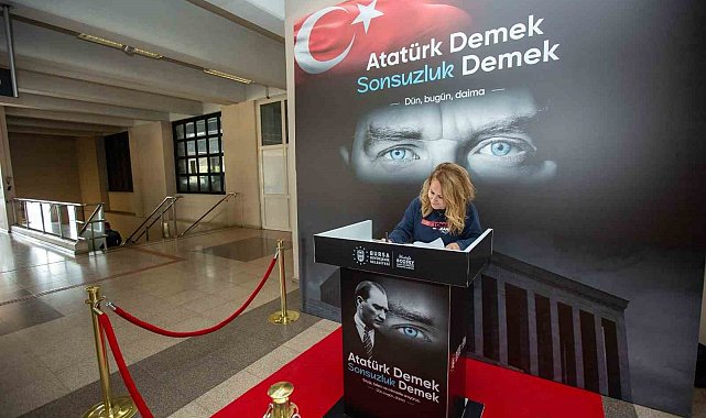 Atatürk'e özlem satırlara dökülüyor