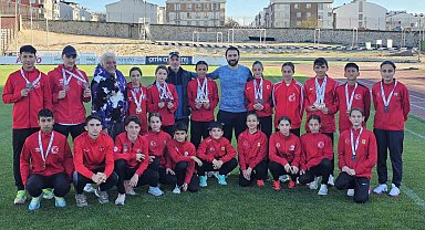 Avrupa'da tarih yazdılar, Bandırma'da tebrikleri topladılar