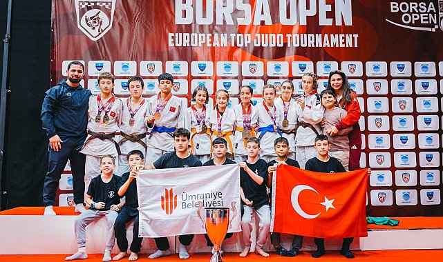 Avrupa'da zirveye adım: Ümraniye judoda kupayı kaldırdı