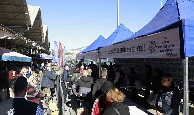 Aydın Büyükşehir Belediyesi binlerce kışlık fideyi Kuşadalılar ile buluşturdu