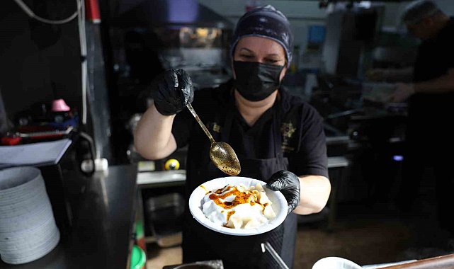 Aydın Büyükşehir Belediyesi Havuz Kafe'de 4 çeşit yemek 75 TL